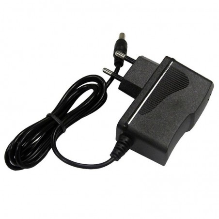 V-TAC Alimentatore in Plastica 18W 12V 1.5A Plug and Play con Jack 2.1 Colore Nero Cavo da 1.2m IP44