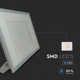 V-TAC Faro LED SMD 200W Slim E-Series con Driver Integrato Bianco 6500K IP65 SKU 23978